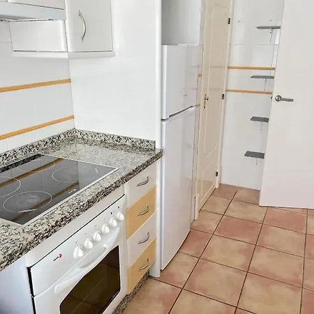 Apartment Centro. Nuevo Puerto Deportivo. Playas A 7 Minutos. *
