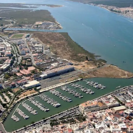 Centro. Nuevo Puerto Deportivo. Playas A 7 Minutos. Apartment *