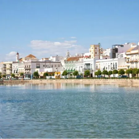 Centro. Nuevo Puerto Deportivo. Playas A 7 Minutos. Apartment