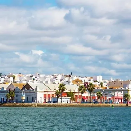 Centro. Nuevo Puerto Deportivo. Playas A 7 Minutos.