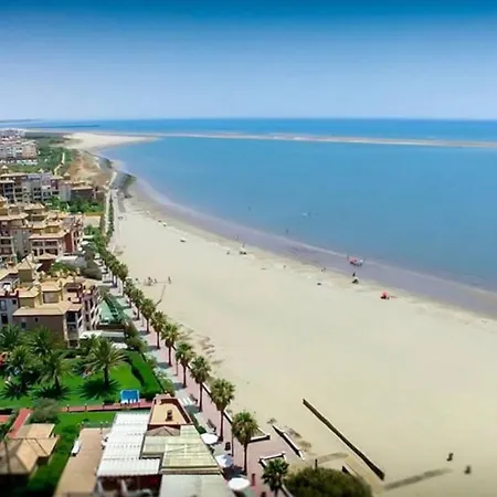 Centro. Nuevo Puerto Deportivo. Playas A 7 Minutos. Apartment *